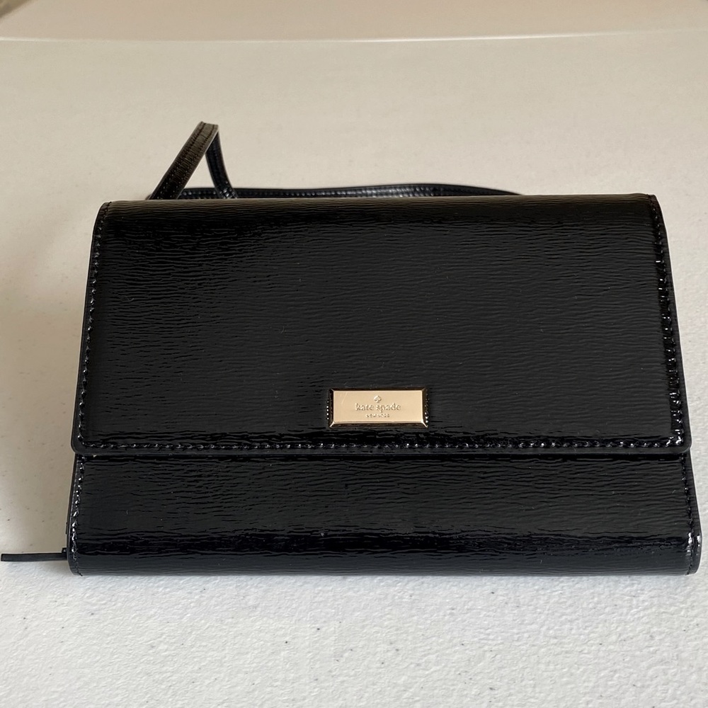 Kate Spade Crossbody Wallet on the Strap